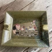 Gustav Klimt ashtray Goebel Artis Orbis The Kiss Art Nouveau