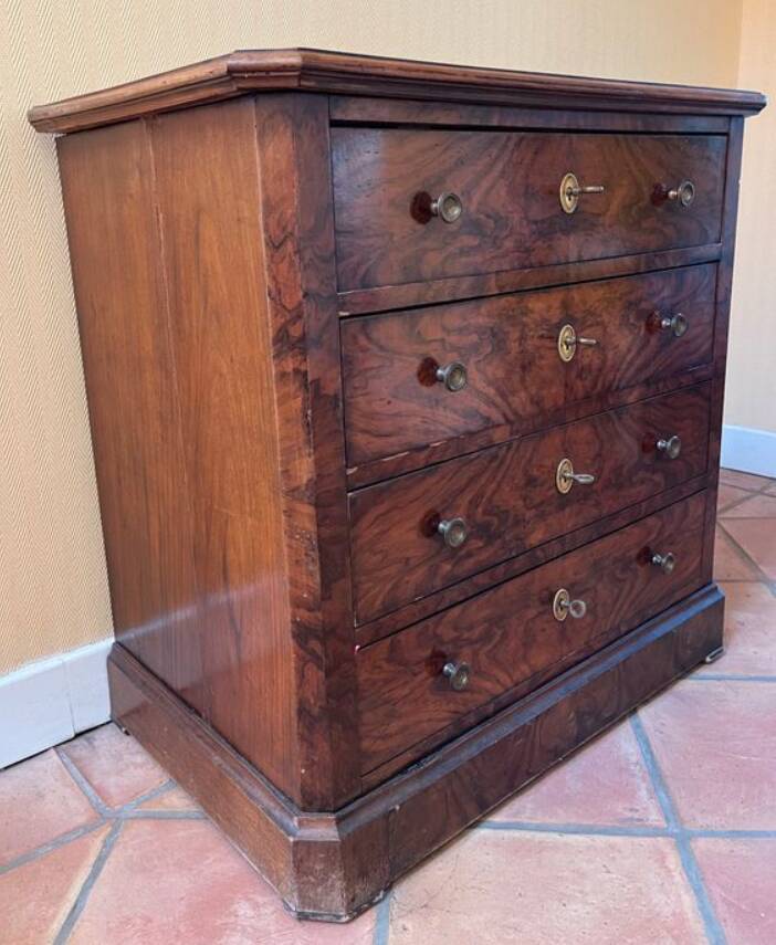 Small Louis Philippe style chest of drawers in burr walnut