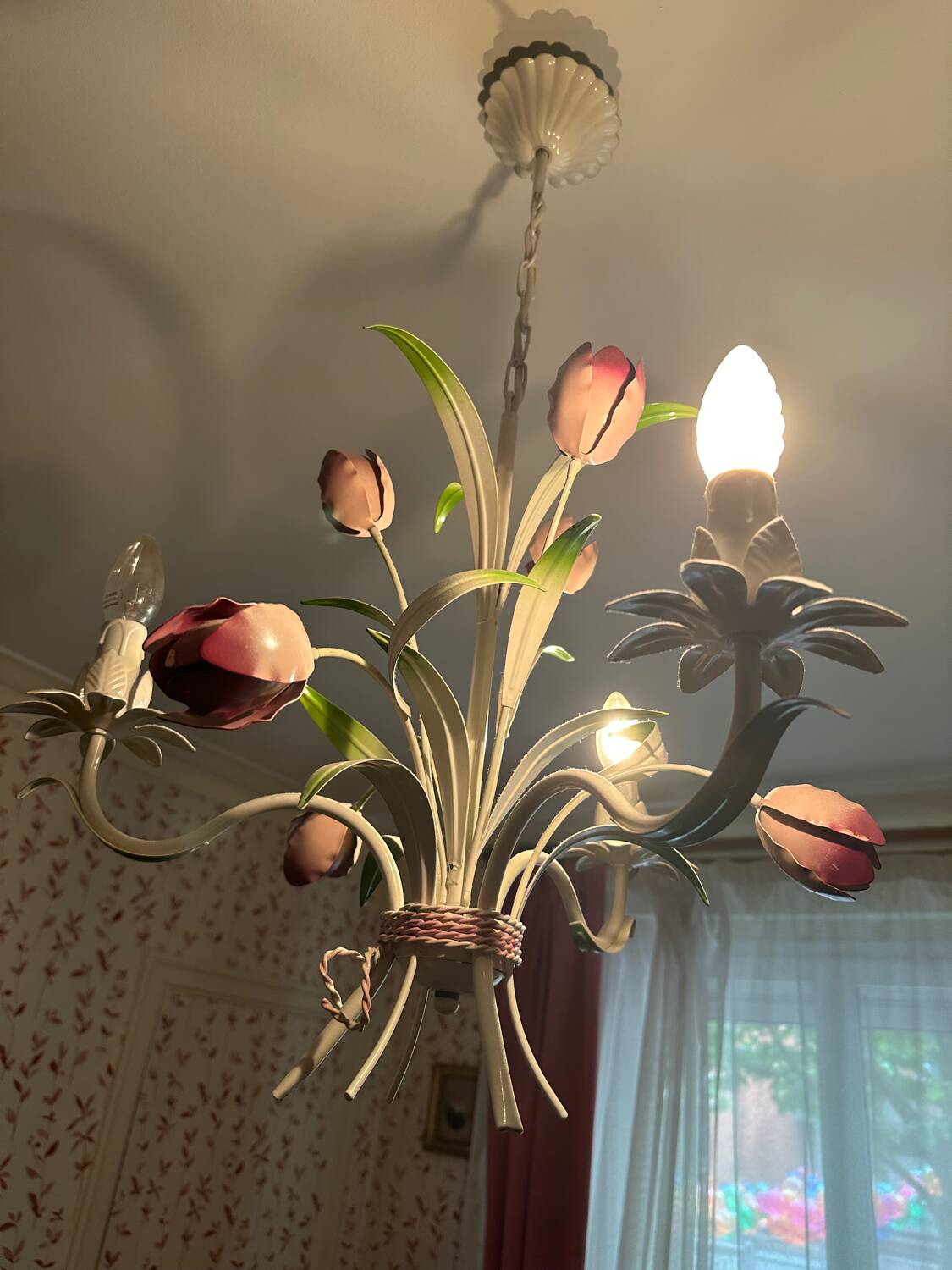 Lustre Vintage en fer forgé - Bouquet de tulipes