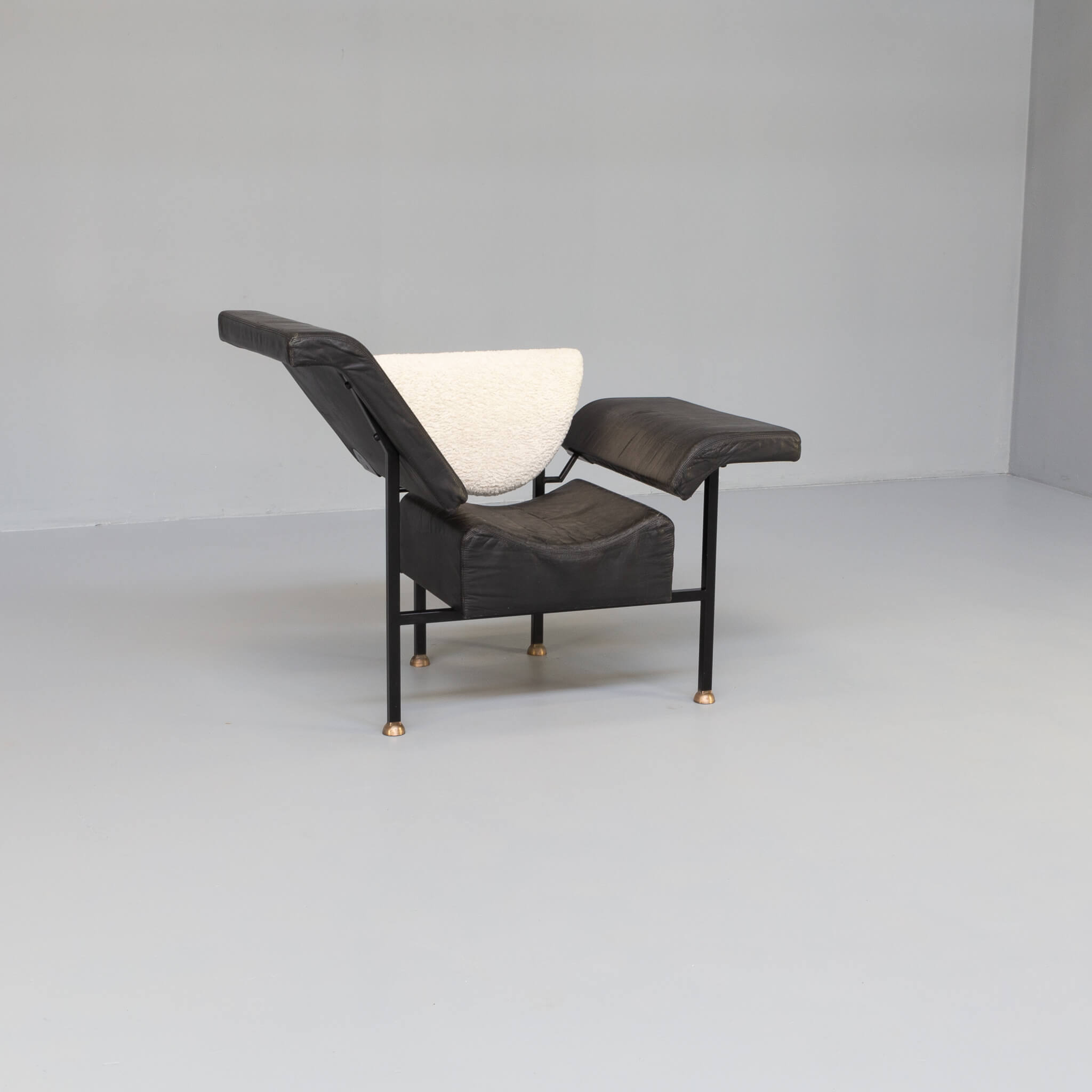 Rob Eckhardt ‘Groeten Uit Holland’ lounge chair for Pastoe
