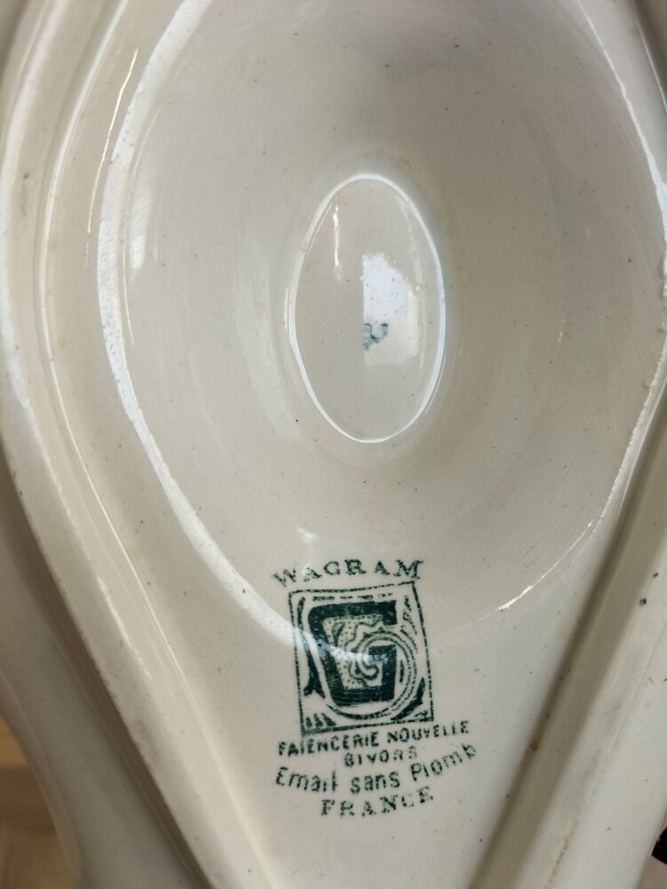 Givors earthenware saucière