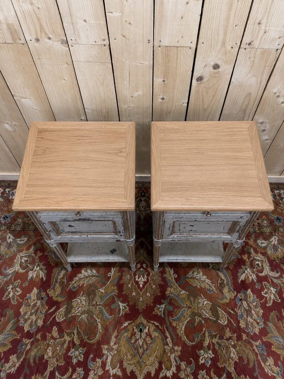 Pair of bedside tables – Louis XVI style – Painted wood, oak, brass, po