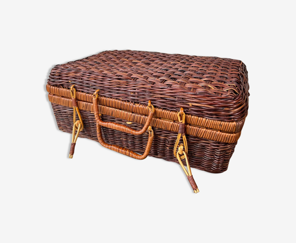 Valise en osier vintage