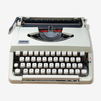 Brother typewriter model 200