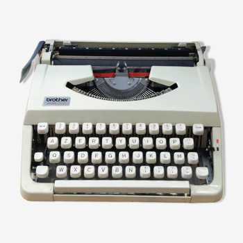 Machine à écrire Brother model 200