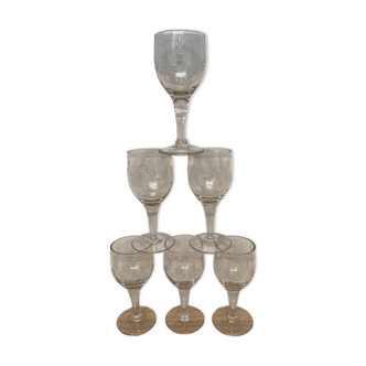Set of 6 engraved white wine glasses