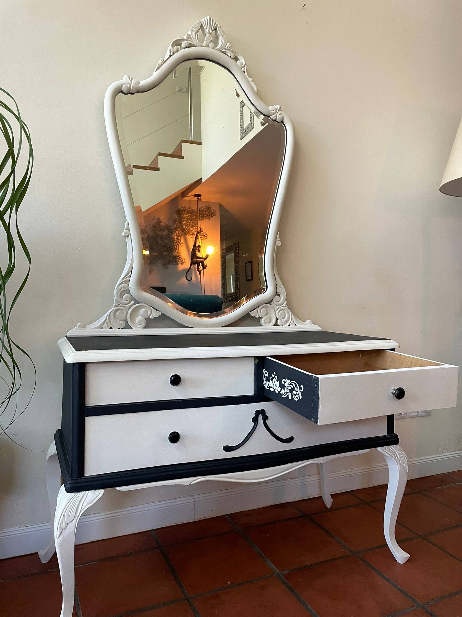 Black Paris Cream Mirror Chest of Drawers