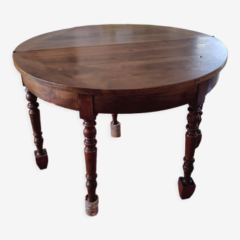 Round or half-moon oak table