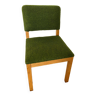 chaise en bois vintage et laine bouclette verte
