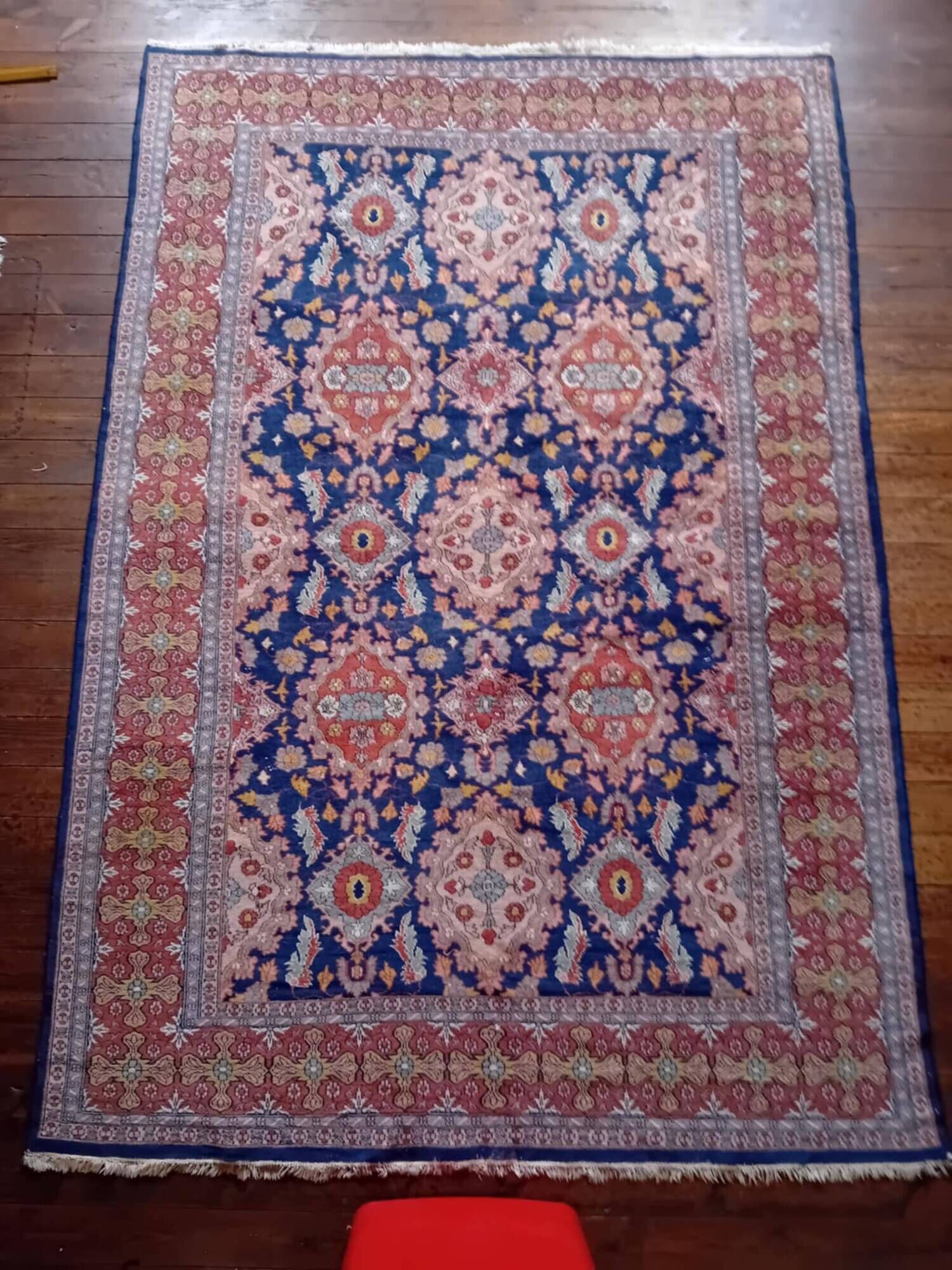 Tapis Pakistanais fait main 277x188cm