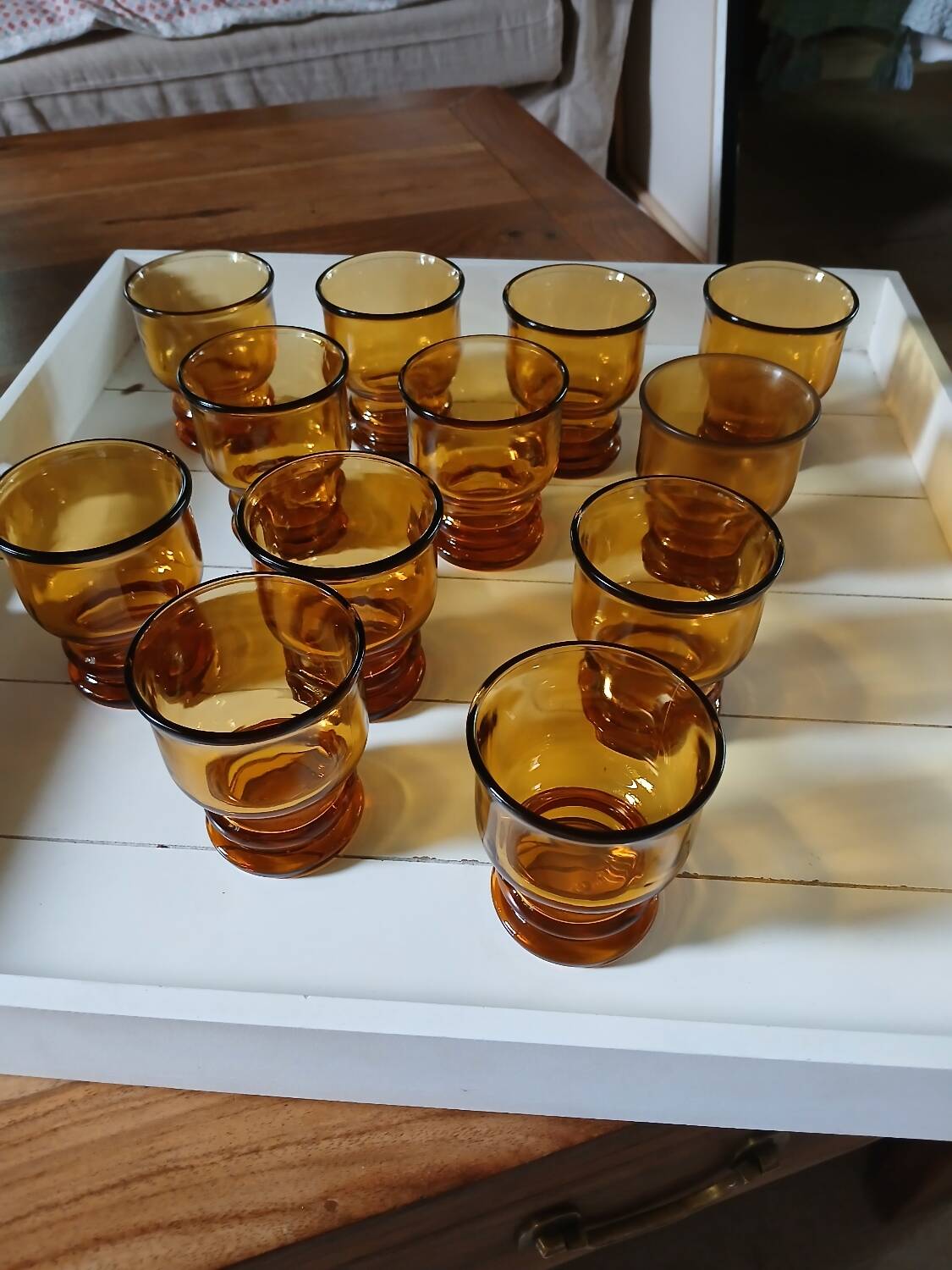 12 water glasses Pernod sa