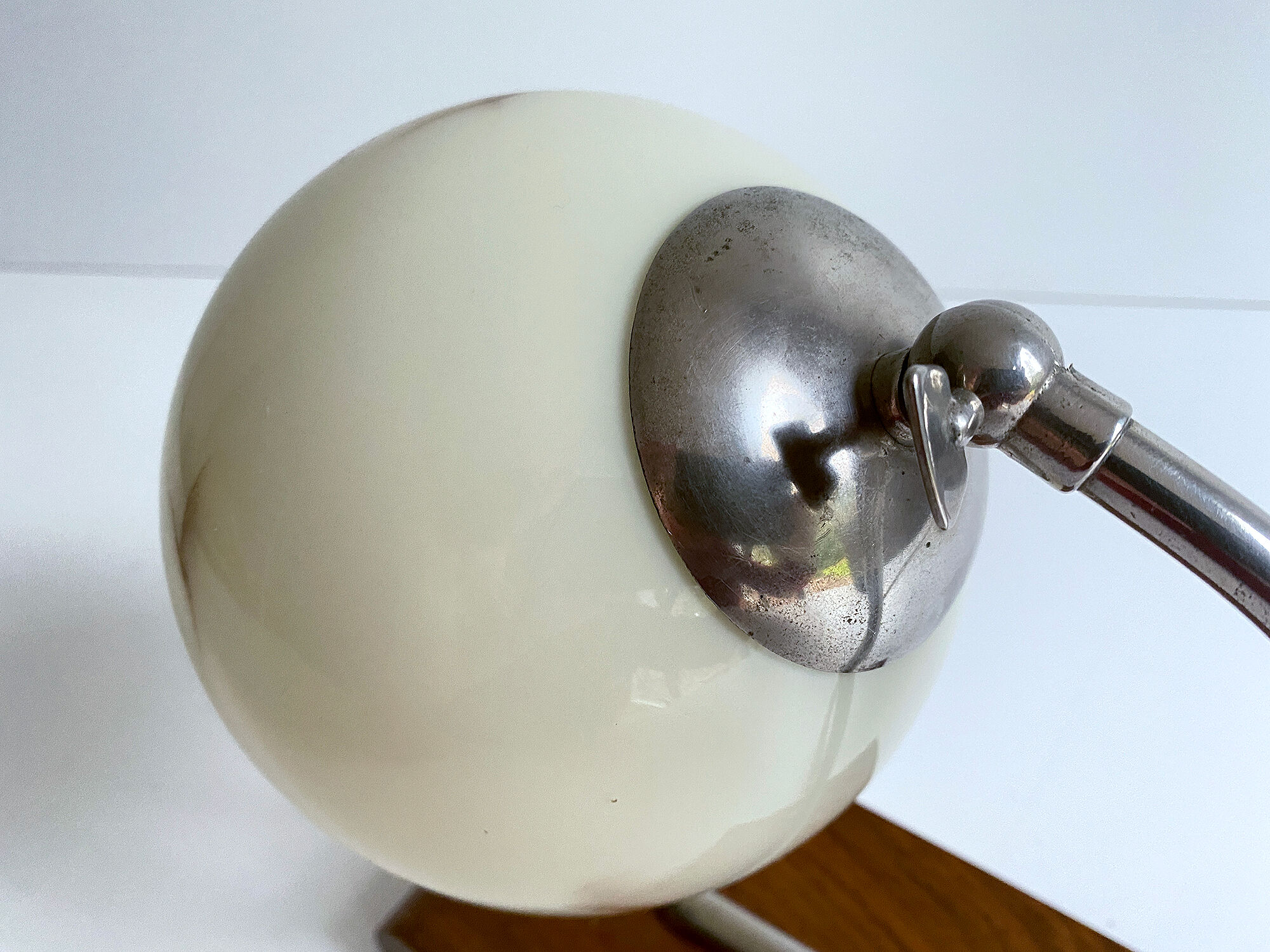 Table lamp art deco bauhaus, Vintage, 30s, Opaline Wood