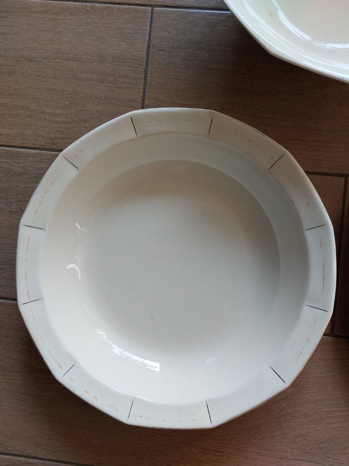 Sarreguemines serving dish