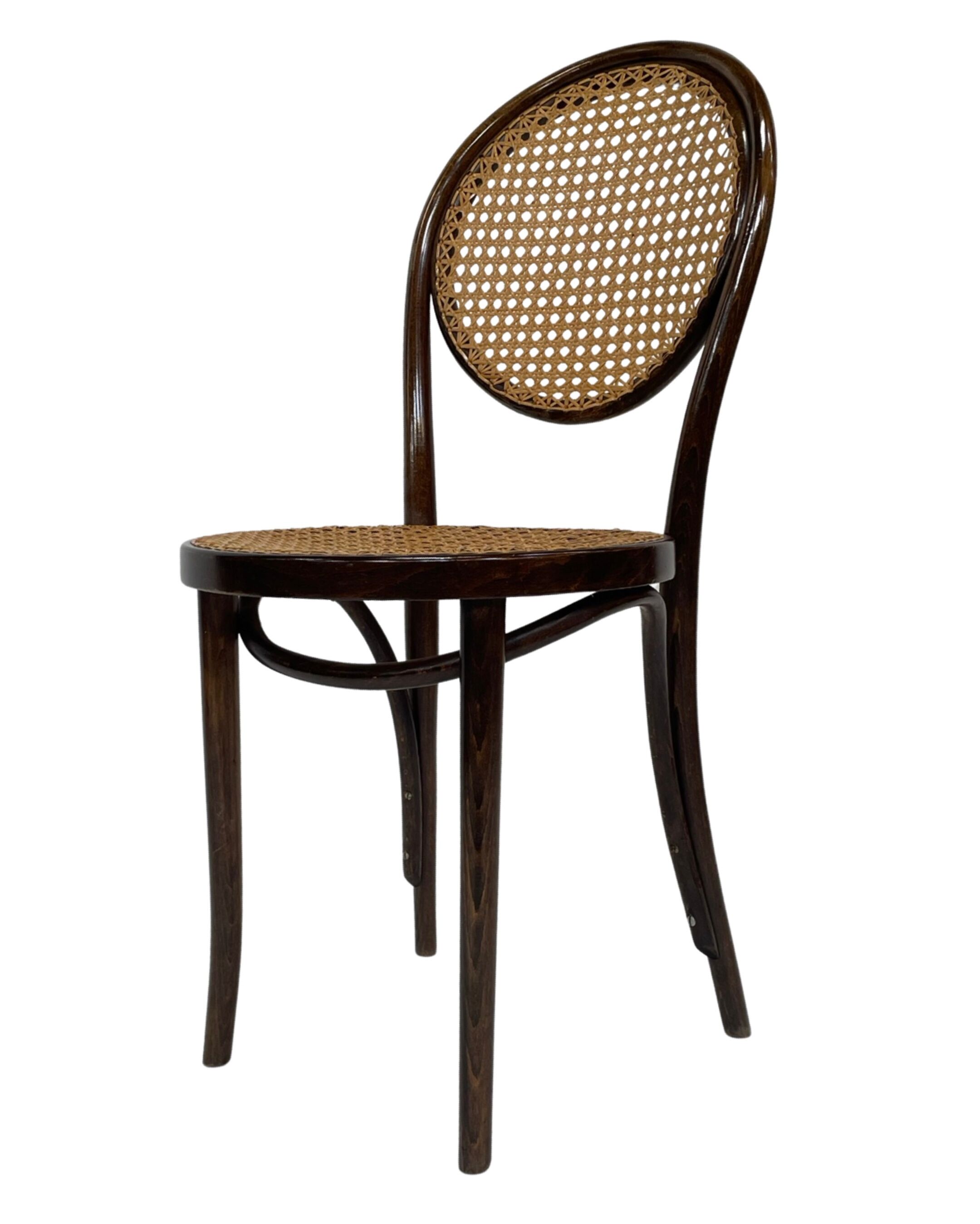 Ensemble vintage de quatre chaises Michael Thonet ZPM Radomsko Design