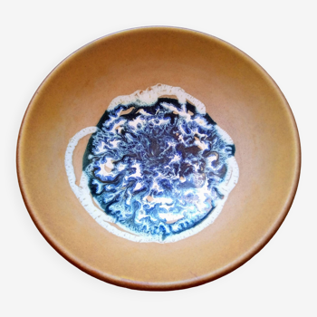 Decorative vintage plate, fat lava effect stoneware