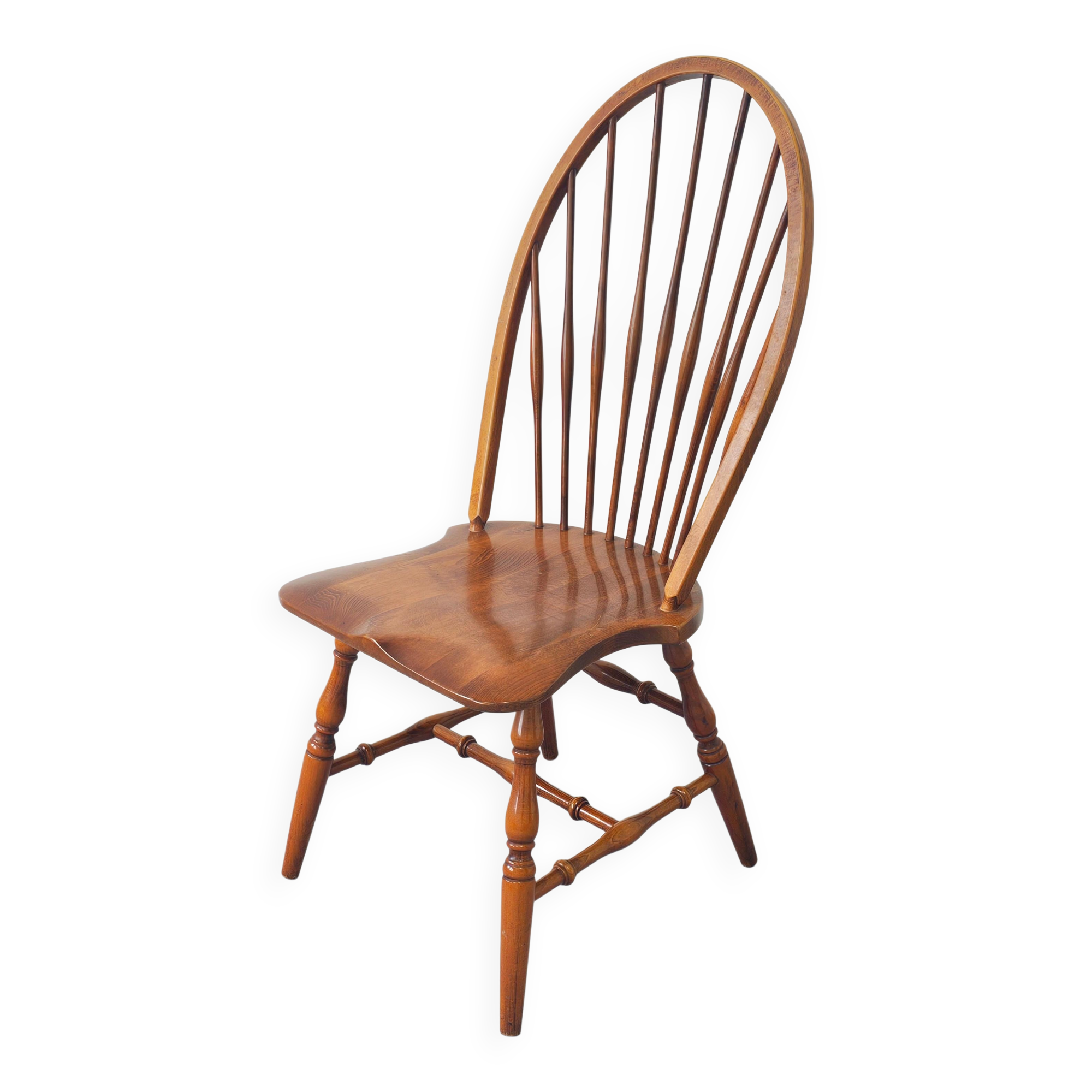 Windsor chair with high spindled back, beech, 1950s.