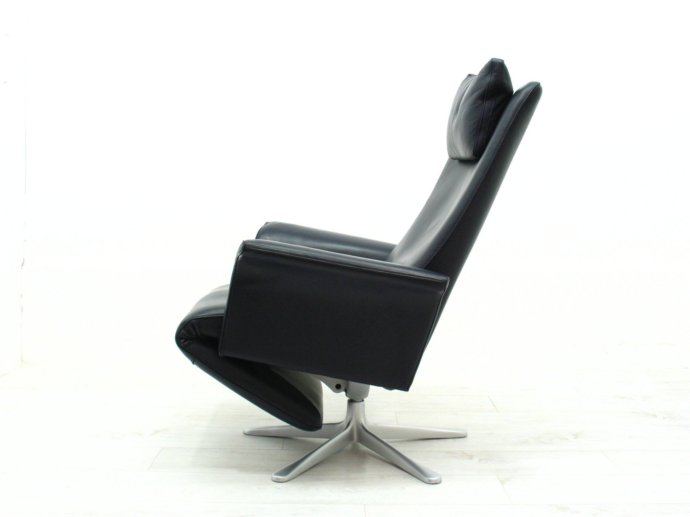 Fsm model filou armchair, 1990s