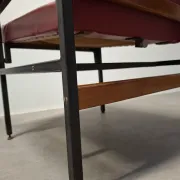 Ensemble de 3 fauteuils rouges de style mid-century moderne, Tchécoslovaquie, années 1970.