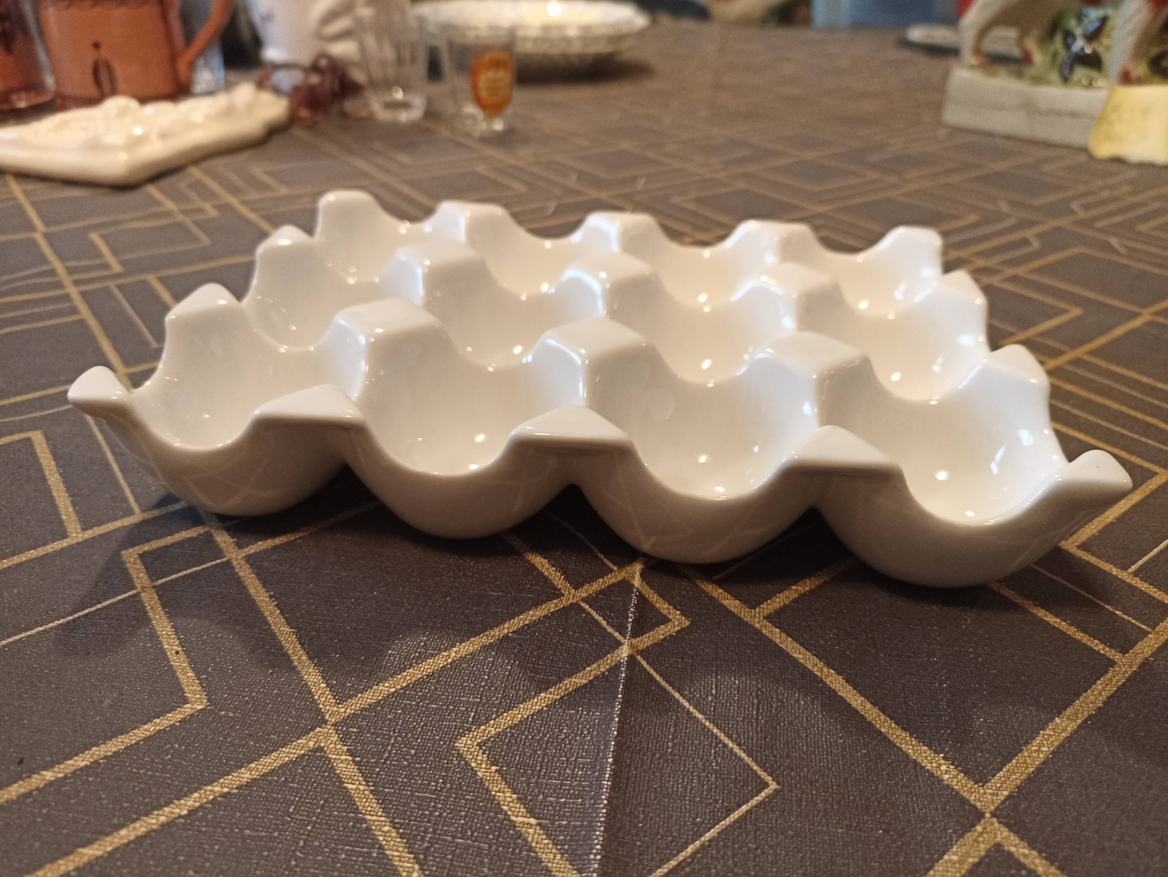 Egg holder