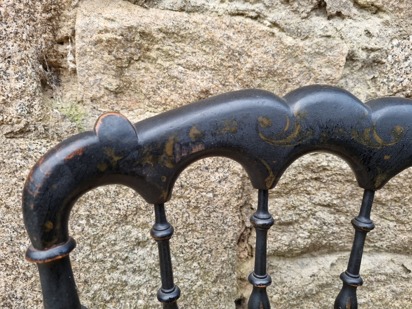 Napoleon III side chair, musician, nineteenth century.
