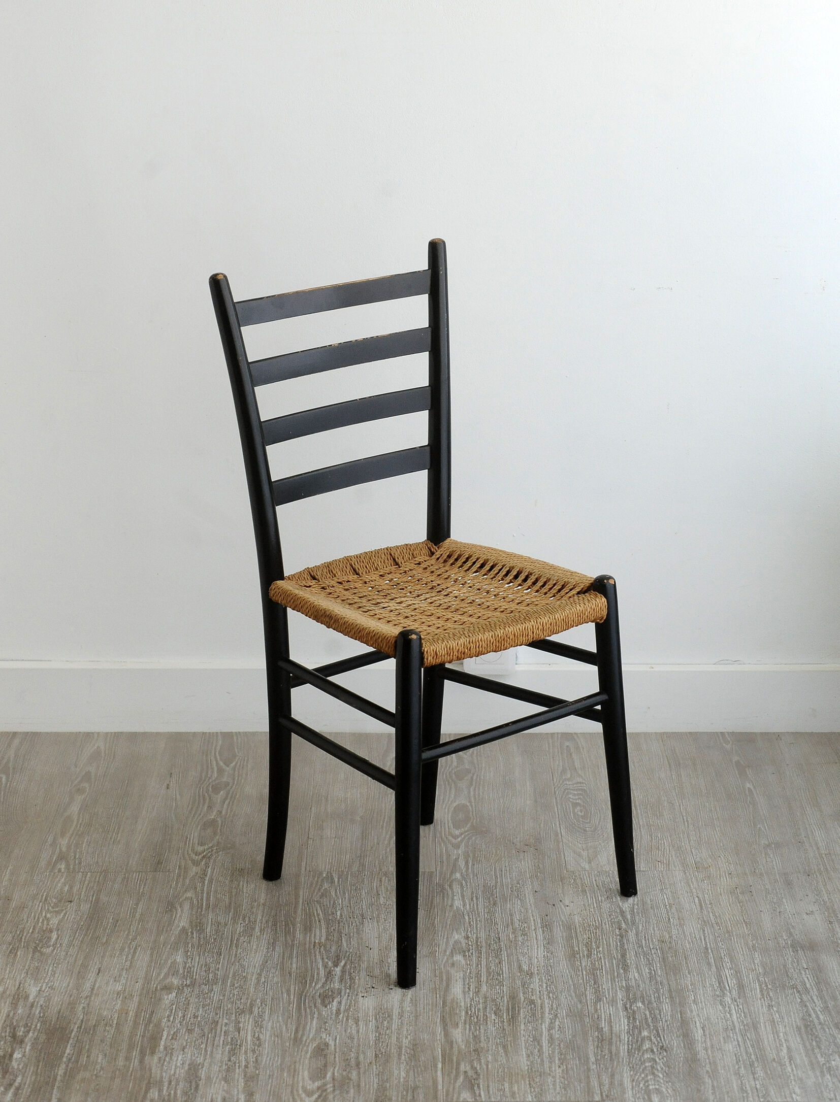 Four chairs made of paper rope