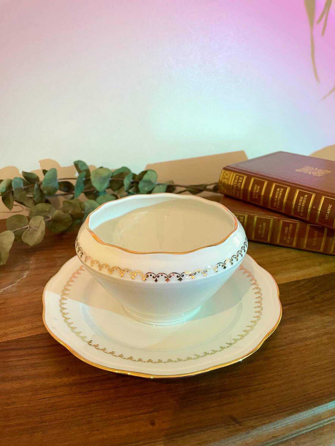 SEP porcelain gravy boat