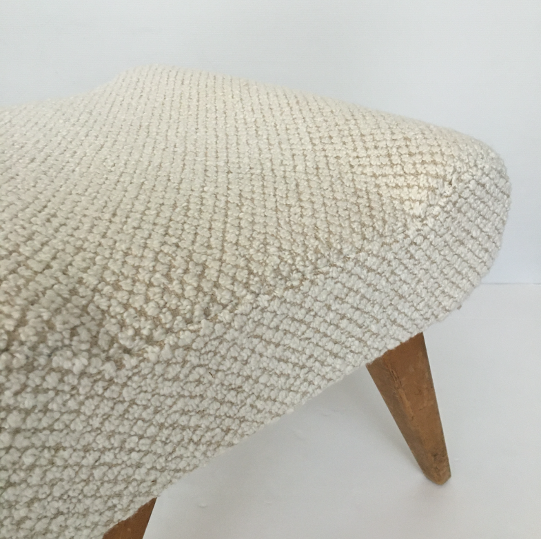 Vintage pouf white bouclette