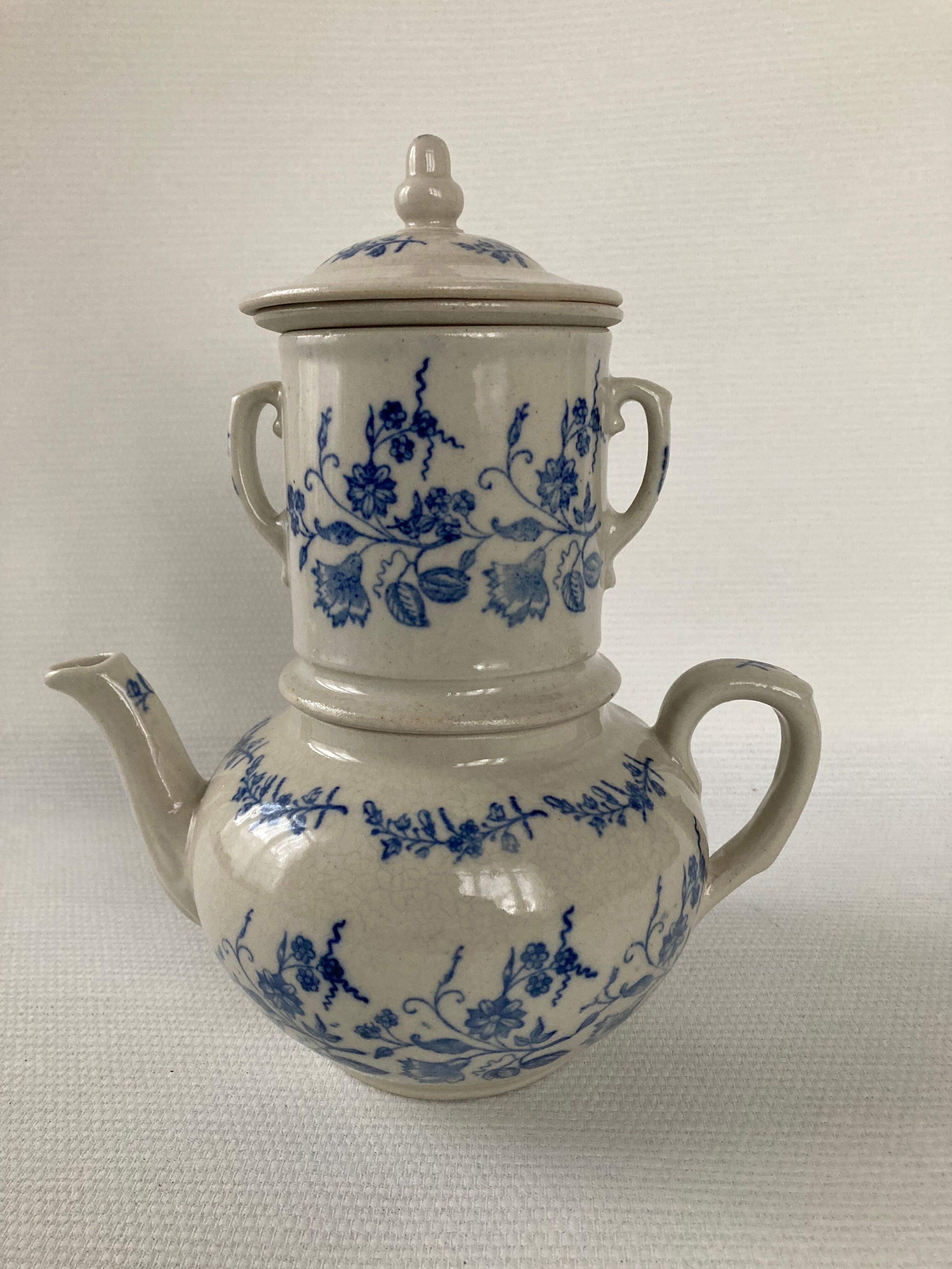 Cafetiere en terre