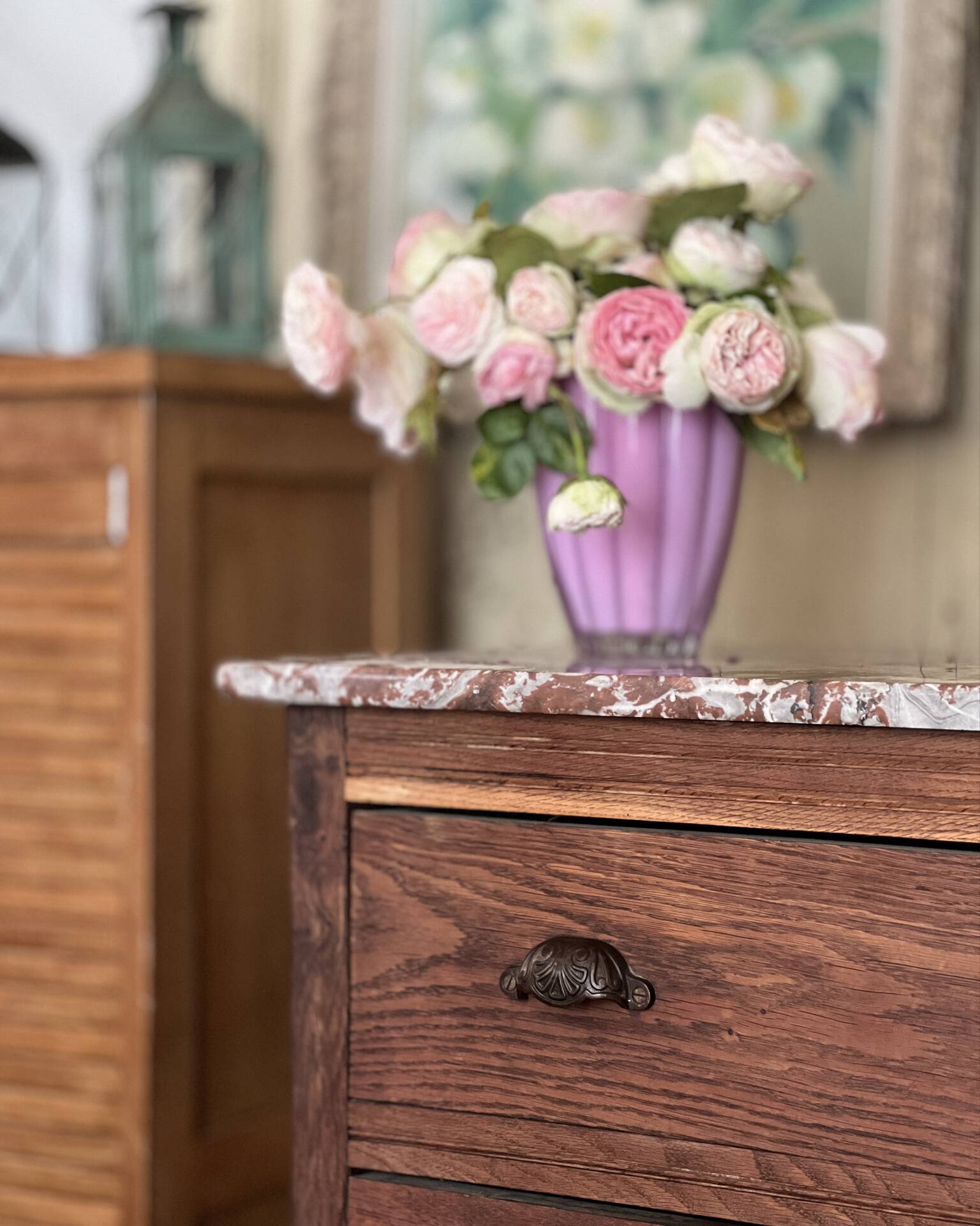 Antique chest of drawers