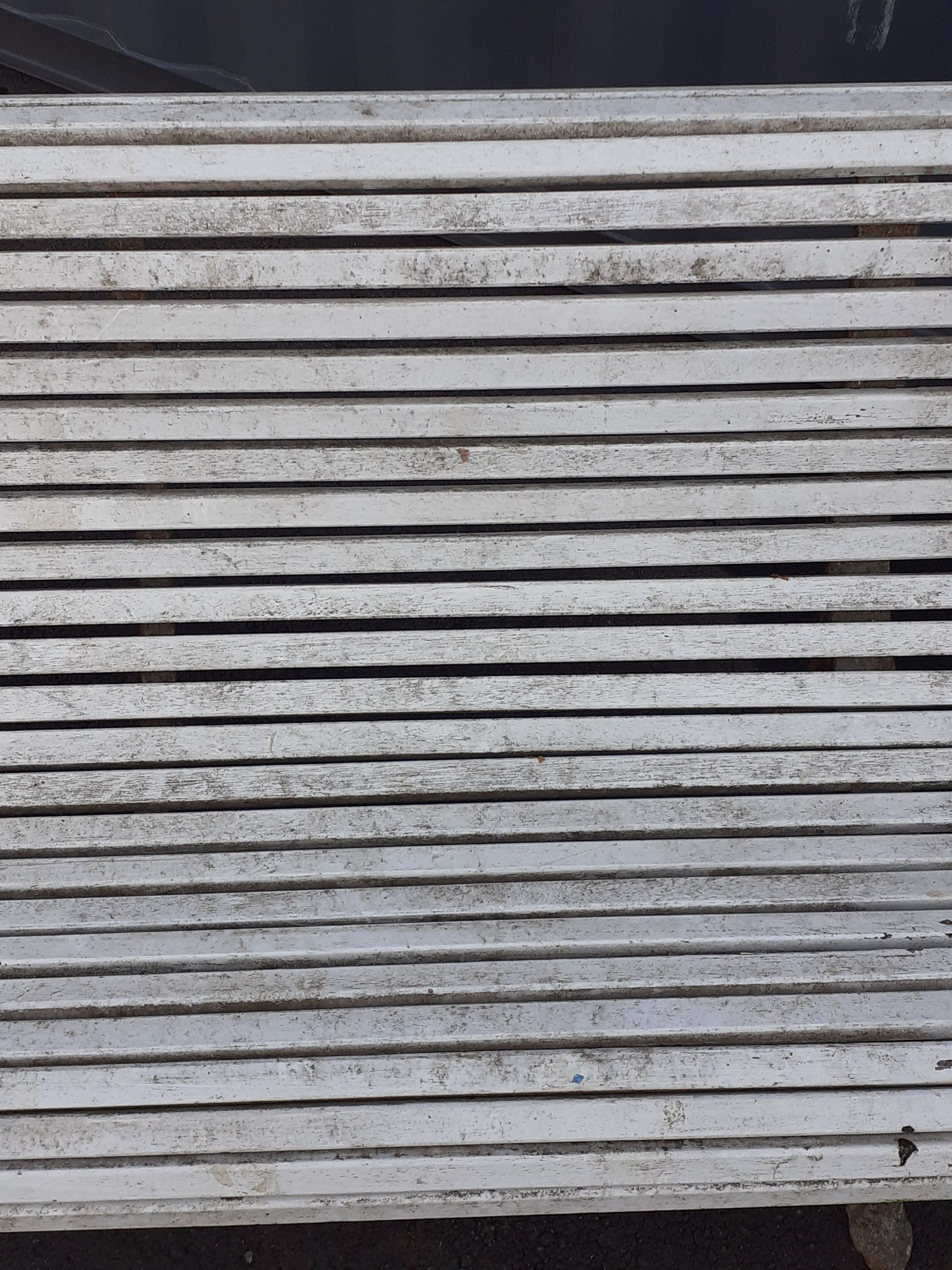 Banc de jardin avec pieds en  fonte