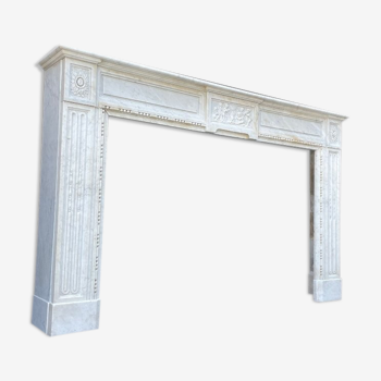 Louis XVI fireplace in Carrara marble