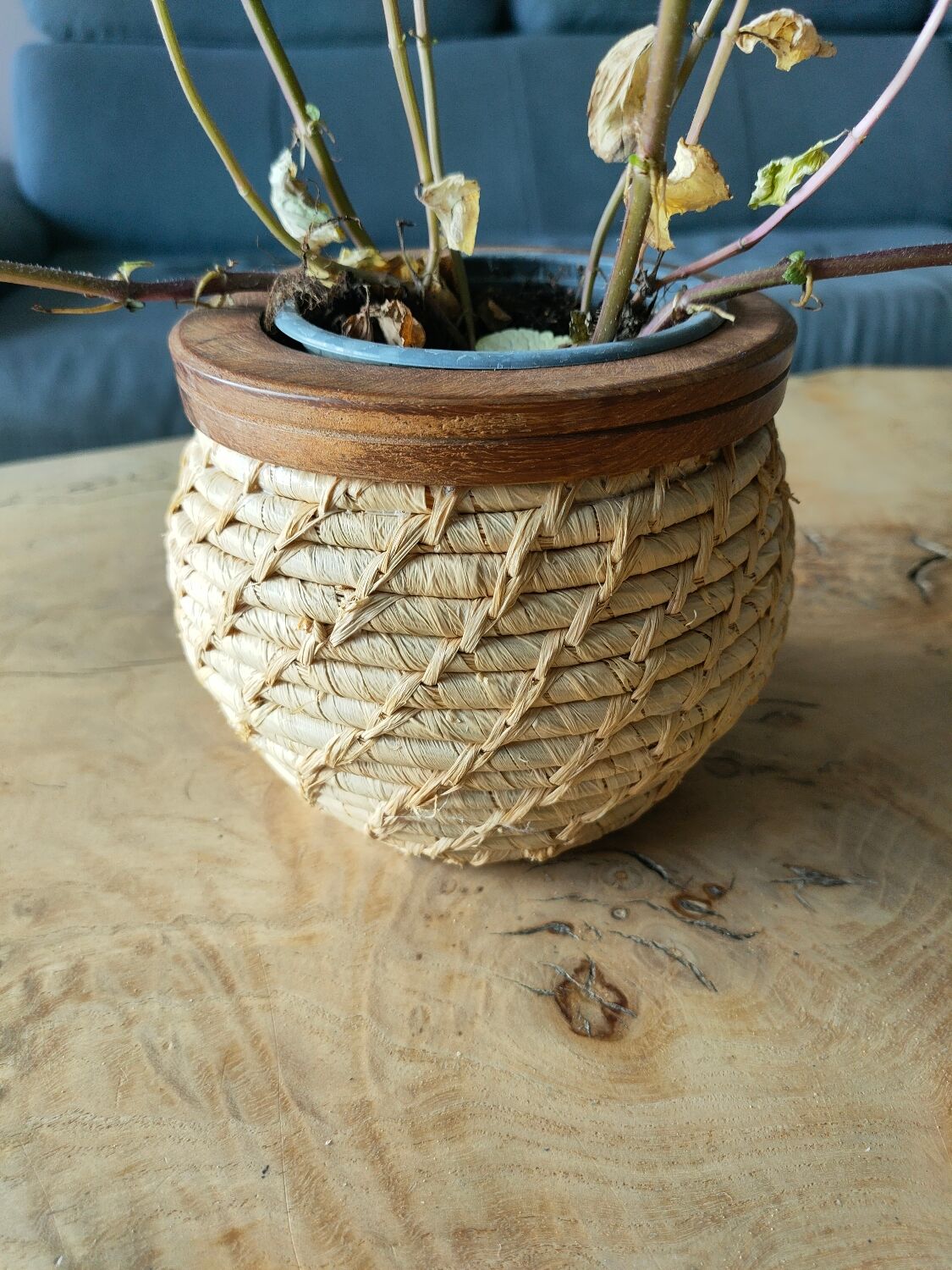 Wicker pot cache and wood