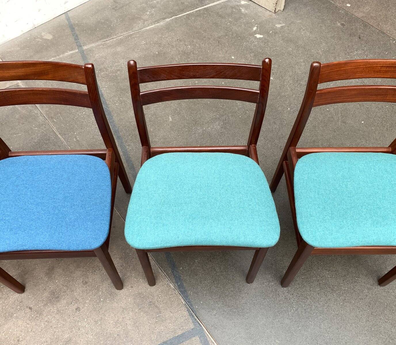 Mid-century walnut dining chairs, 1960s, set of 6.