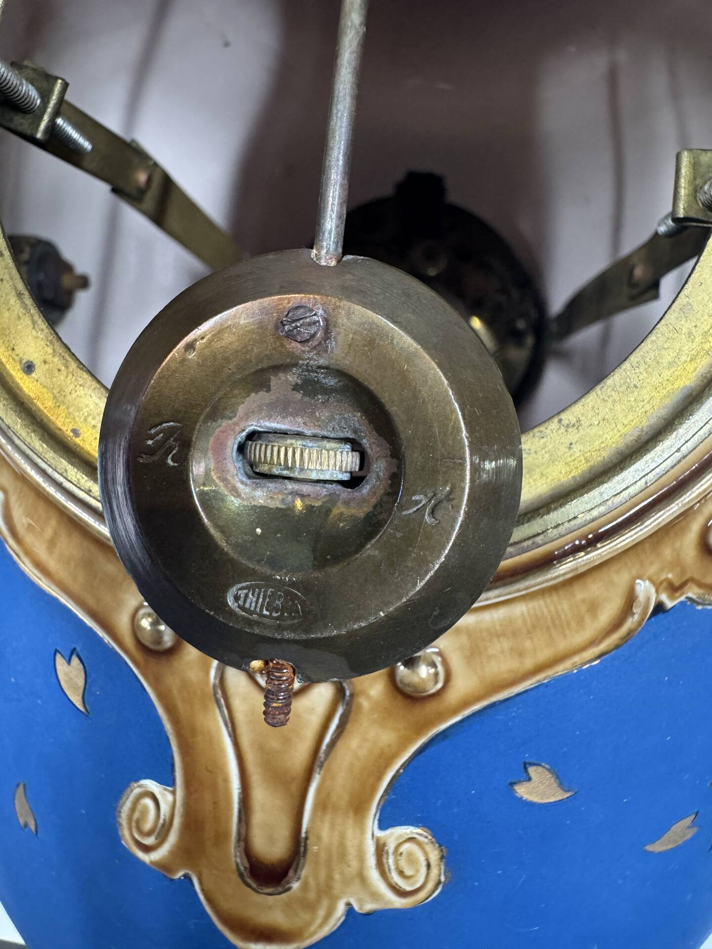 Garniture de cheminée Napoléon III en faïence Villeroy & Boch Mettlach