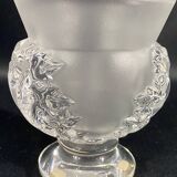 Vase on pedestal with foliage decoration signed lalique saint-cloud, possible pair