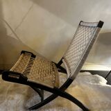 Folding seat