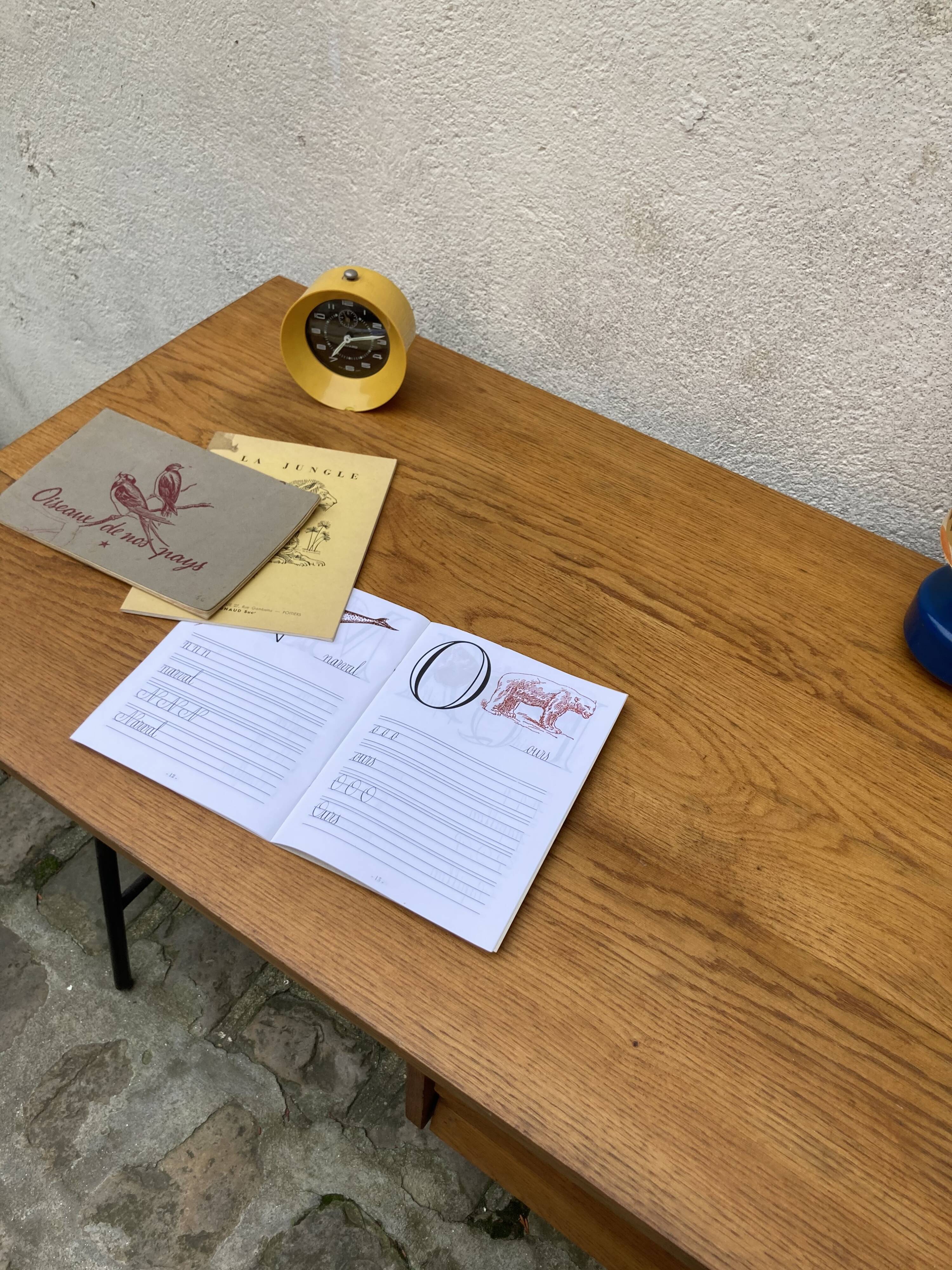 Hitier style desk