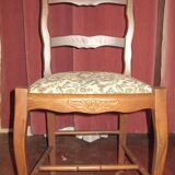 Set of 2 wooden chairs