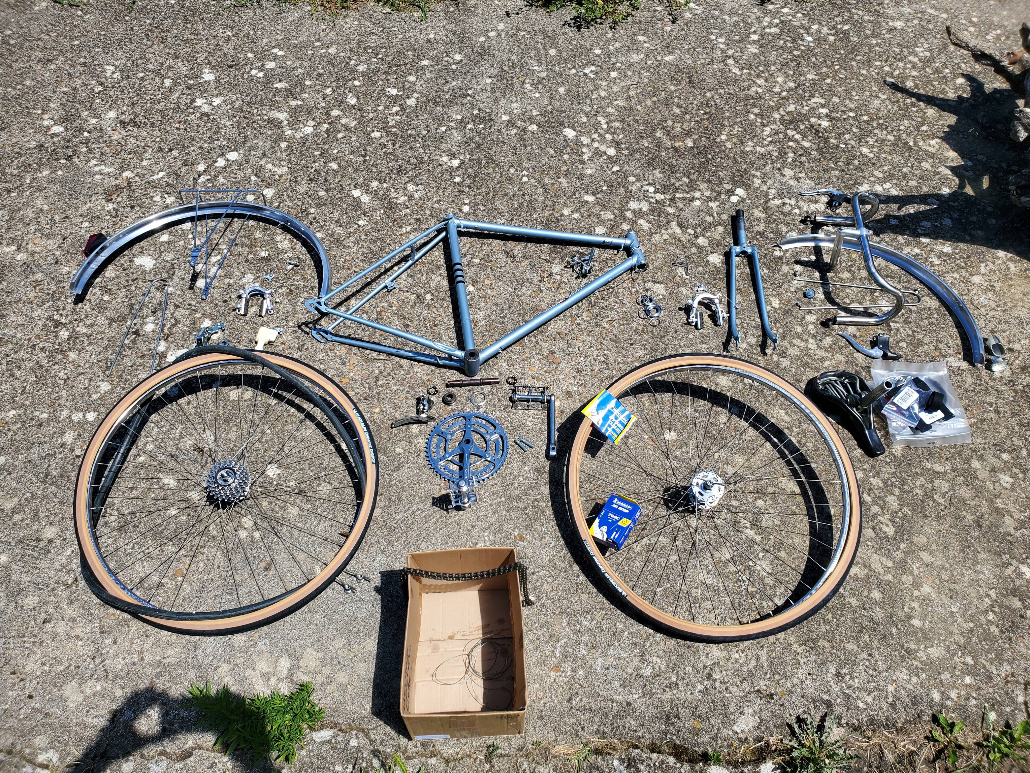 Vélo vintage ancien randonneuse Roy restauré