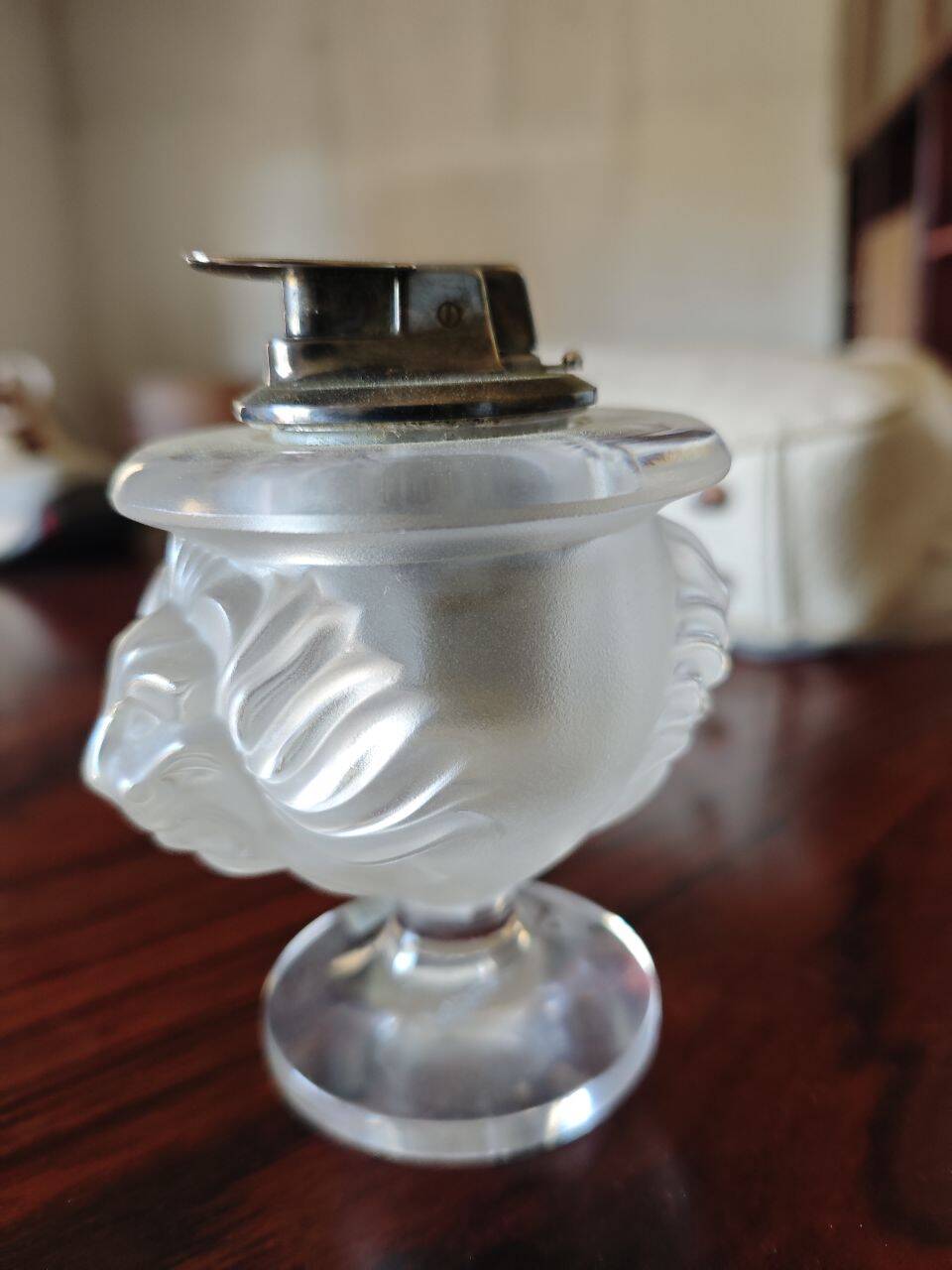 Lion head lighter Lalique France