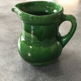 Pichet in vintage in terre cuite varnished shades of green