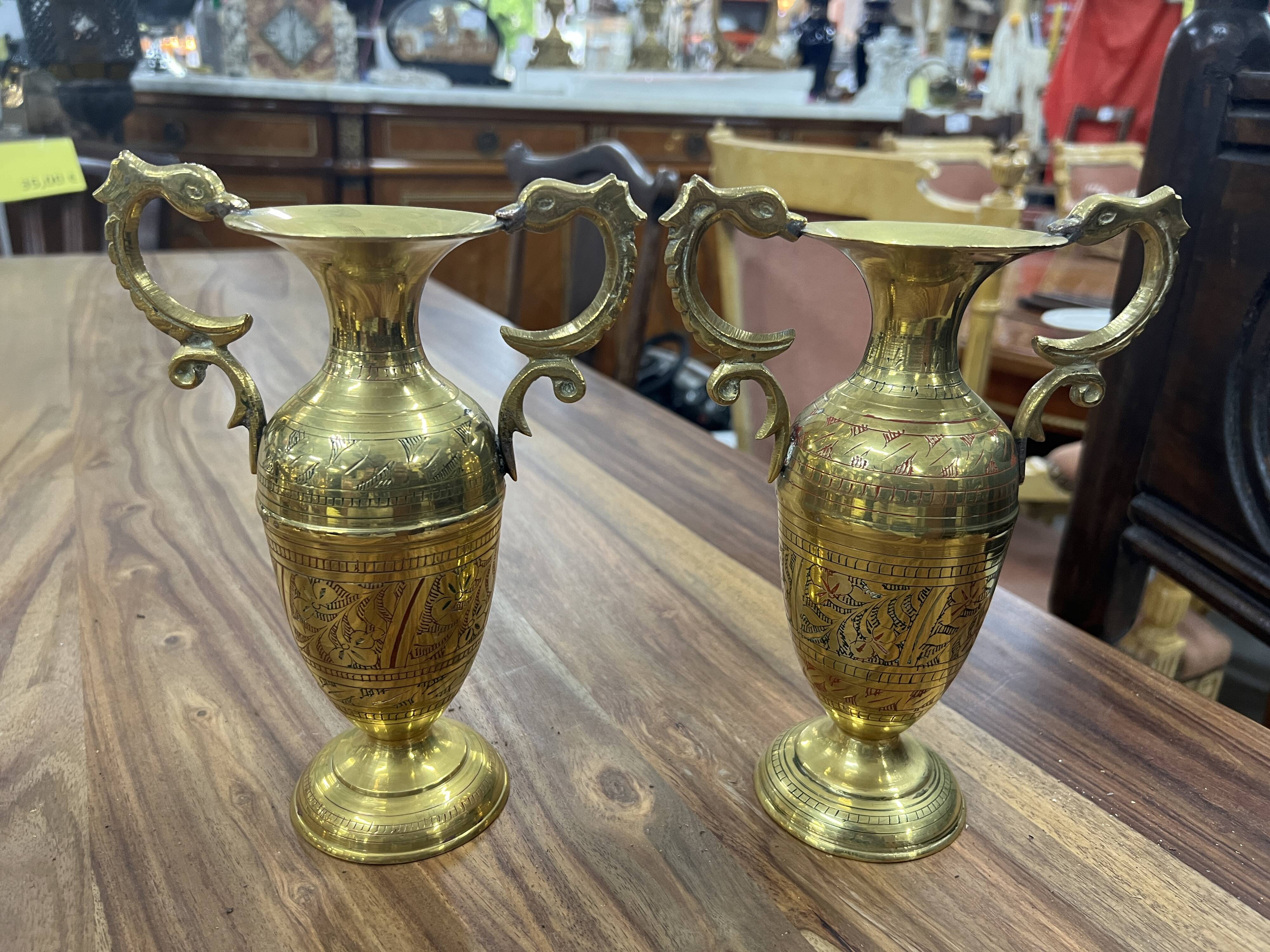 Pair of brass vase Art Deco period