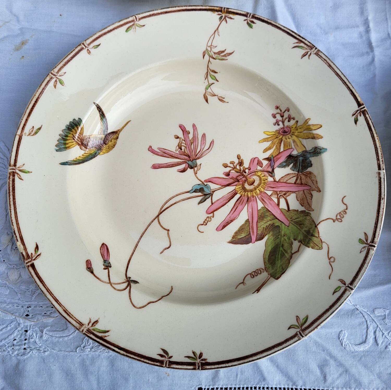 Lot of 4 hummingbird soup plates 1875