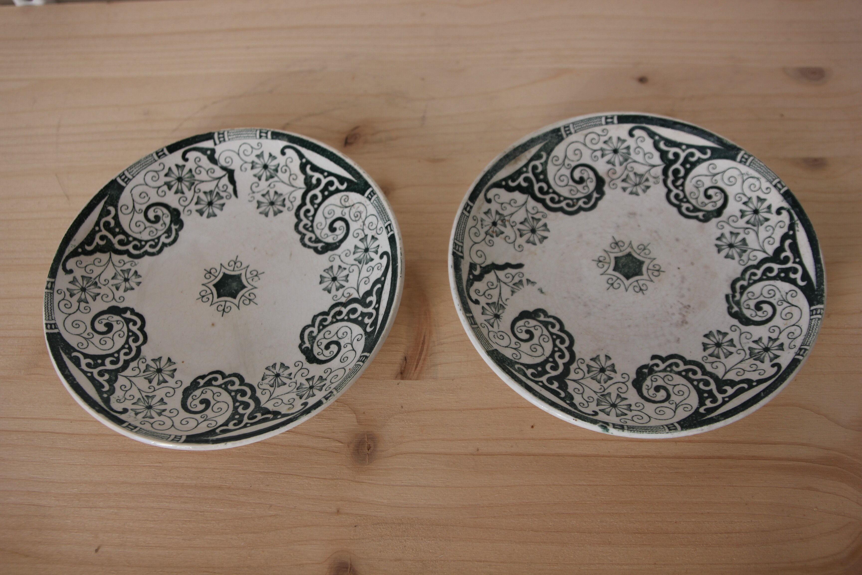 Pair of iron earth cups