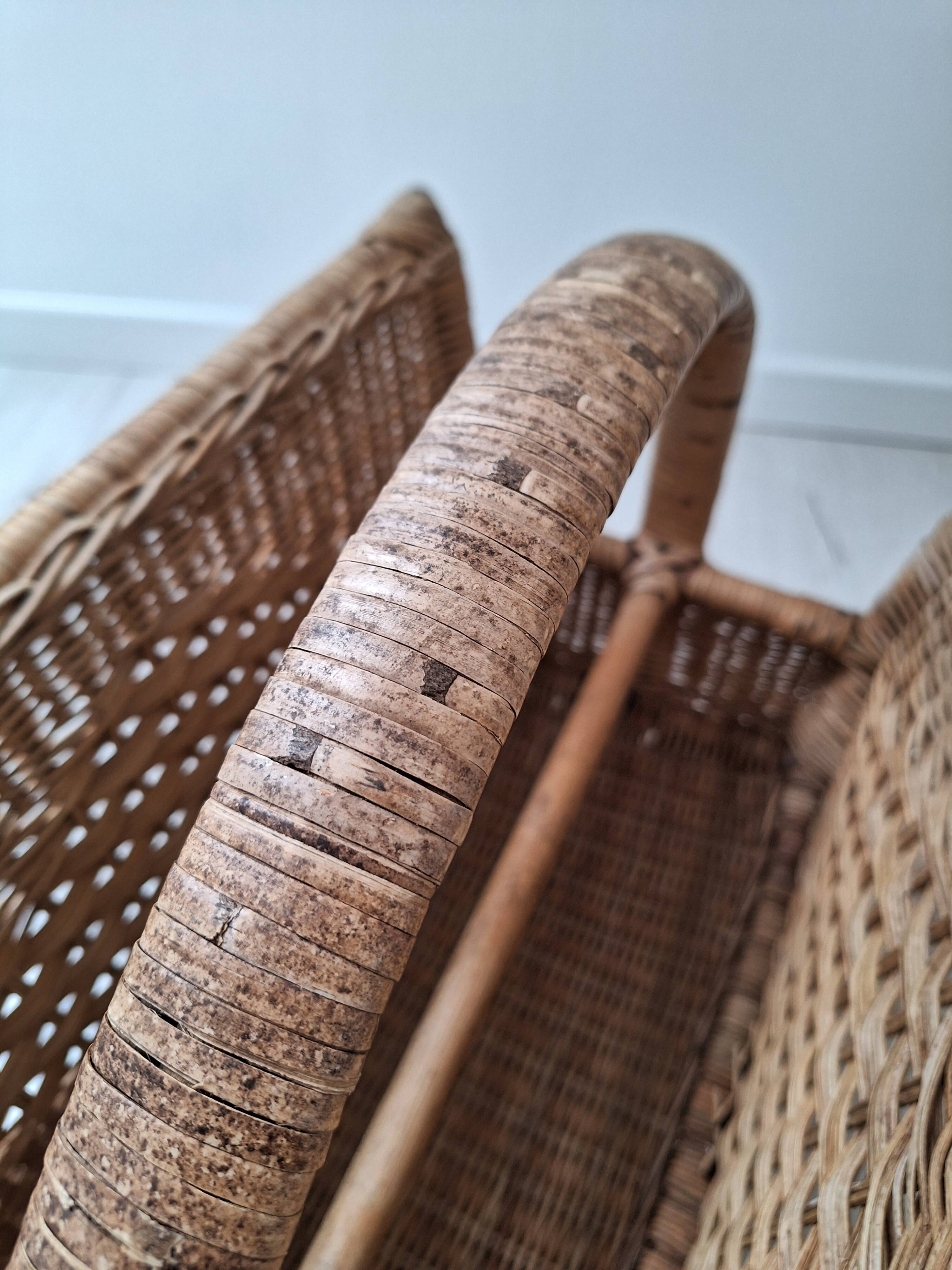 Rattan magazine holder