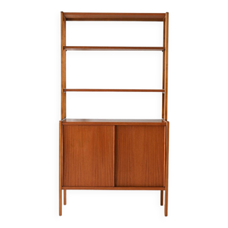 Bibliothèque scandinave avec compartiment de rangement