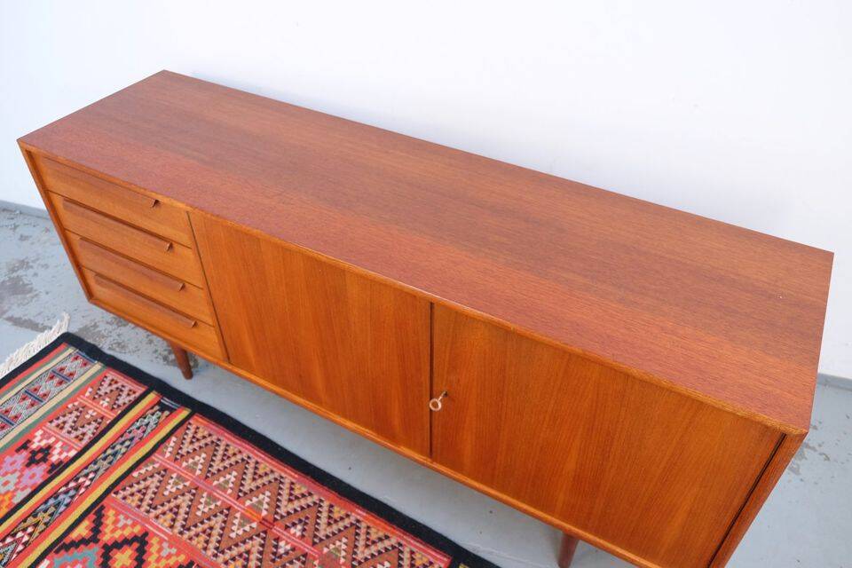 Buffet WK in teak, retro vintage style from the 60s-70s.