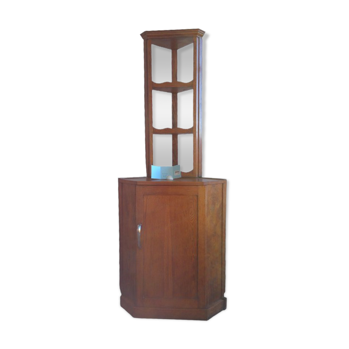 Storage corner cabinet