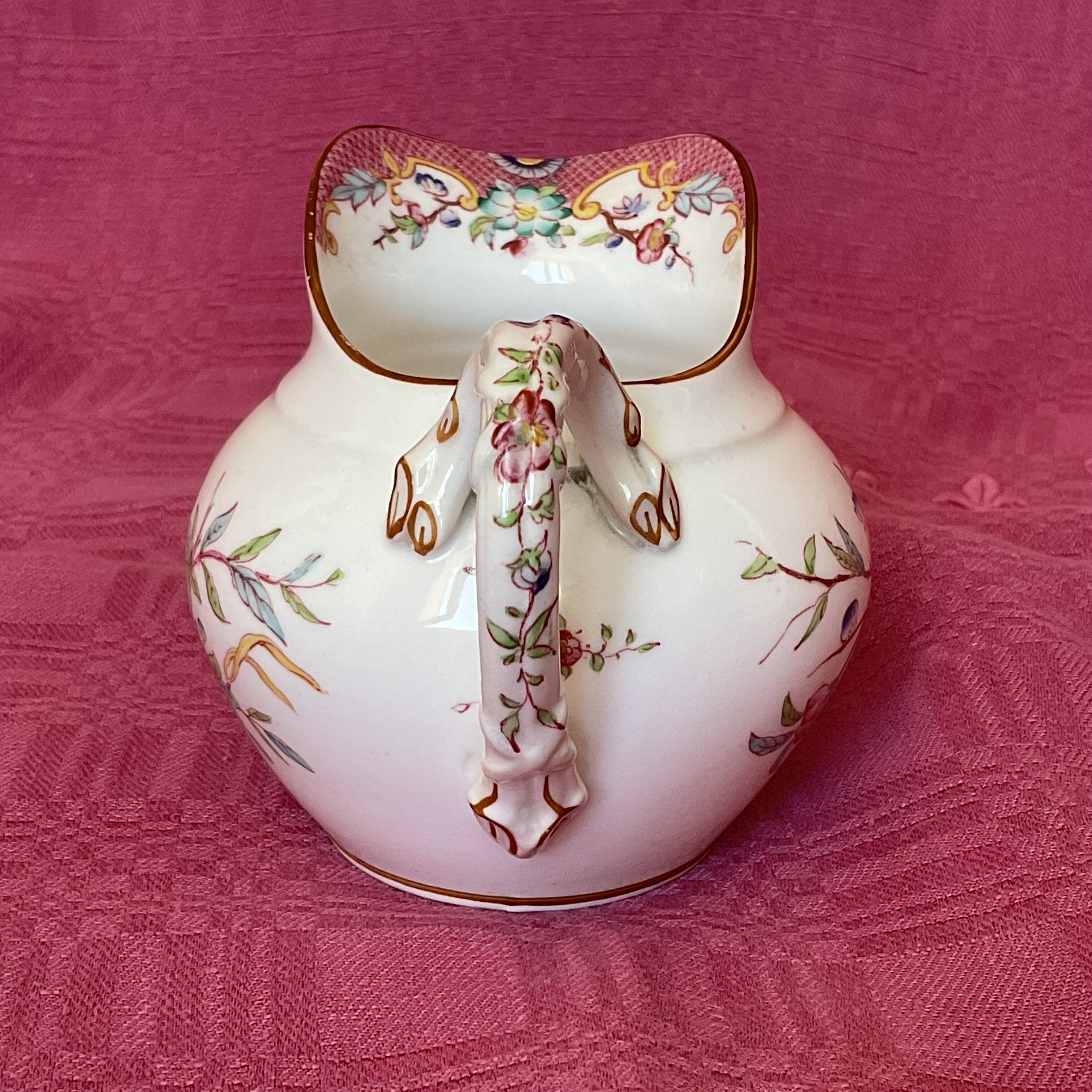 Pot à lait , Sarreguemines modèle Minton 19 siècle