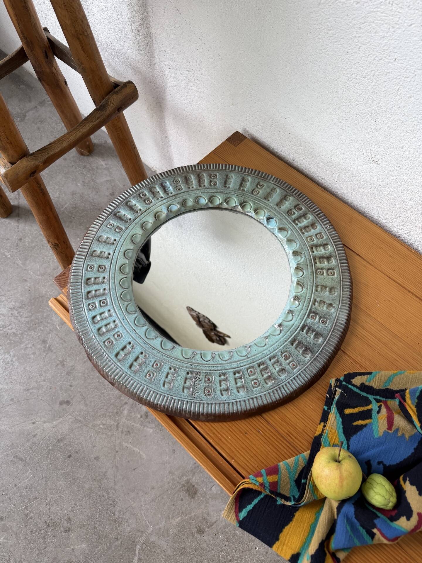 Art mirror Italy in ceramic from the 90s.